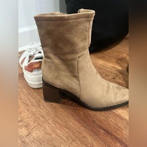 Women boots